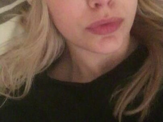 KittyCashew onlyfans Plump little devil gently massages pussy