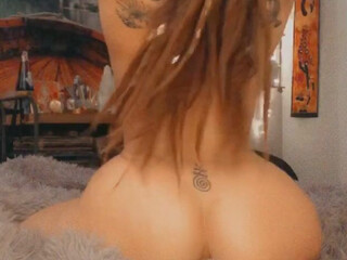 Indica Flower onlyfans Tied bitch sucks dick