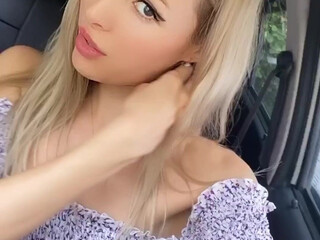 onlyshams aka lily shams onlyfans fucks with her monthly