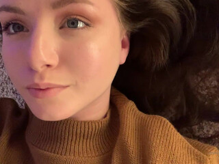 Kas, Skyiiah, itskasxo, itskaslol, sky wallace, skywallace onlyfans groans loudly