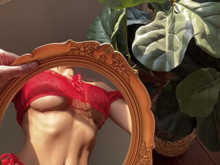 sara__mascara  fingering pussy moaning another whore