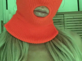 sara__mascara  Vicious bitch pulls vagina with fingers