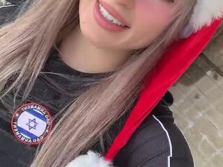 natalia fadeev, nataliafadeev onlyfans Gorgeous ladies twirl tight ass