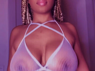 itsvanivixxx onlyfans Naughty shlendra masturbates with a vibrator vagina