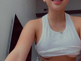 Veronica Perasso onlyfans Tattooed bitch gets fucked by lucky