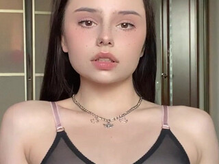 Liroshka onlyfans Thick mare fucks both holes