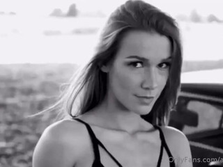 alexis crystal onlyfans in the posture of a rider cool ends