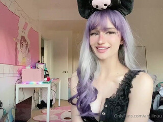 amiiinuu onlyfans Pretty young teen masturbates pussy