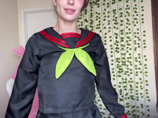 amiiinuu onlyfans Crazy lady caresses natural tits