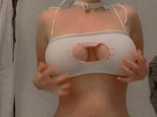 Chloe Cream 29 May 2021