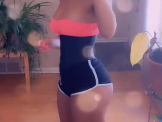 Ash Kaashh onlyfans Big tit babe bares sexy body