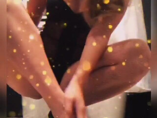 Anna Ioannova Babe plays with her pussy