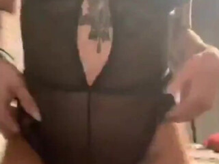 Alex Mucci onlyfans Shy curvy caresses shaved cunt