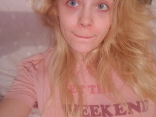 KittyCashew onlyfans The girl in stockings mandrazz hand