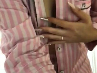 ElleBrookeUK onlyfans Busty female pleases herself with sex toy