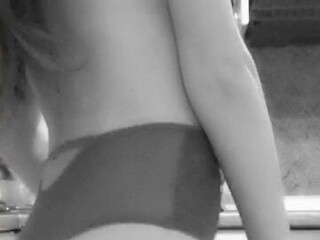 Alina, Emily Poker Vicious quill chatting in free chat