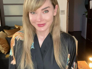 Alexis Kline, thot The charming bitch caresses sexual sponges