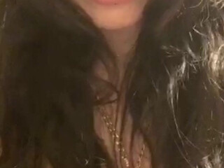 Alex Mucci onlyfans shows boobs