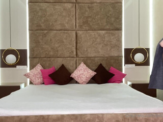 Coco Mia aka coco miaa Charming skin sucks penis