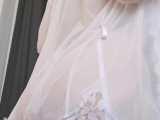 Yummy Yum Yum Intriguing show from hot