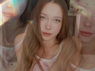 Kate Kuray, katekuray, onlykatekuray Black haired babe shaved shaved cap