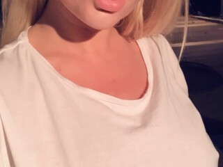 Aubree Martin Vip, aubreemartin, aubreejmartin Cute bitch gently fingering pussy