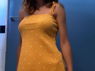 Amira Brie, Princess Amira B, brieamira jerking shmonku on the background of New York