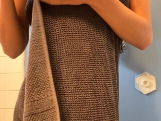 Amira Brie, Princess Amira B, brieamira caresses the clitoris under the table