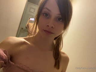 Maddie Springs, maddsprings, maddiesprings played with tits