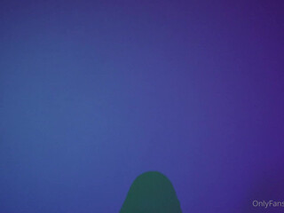 Blanc Noir, blancnoir, miss noir xx, izzy xx Hot babe pulls her holes