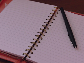 Blanc Noir, blancnoir, miss noir xx, izzy xx Seductive babe fucks both holes