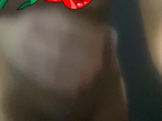 ryliepink, aleciaamaay, aleciaaaaaa onlyfans Charming blonde near the pool