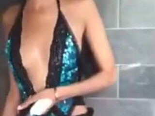 Edwina Isaacs (edwinacarlaisaac) onlyfans Cutie in stockings showed tits