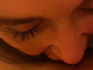 Alisa Mustang Sexy babe masturbates