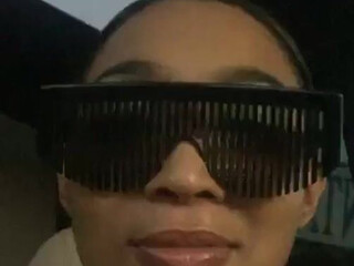 Edwina Isaacs (edwinacarlaisaac) onlyfans Insatiable blonde stretches her pussy