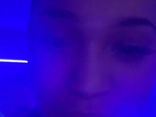 Edwina Isaacs (edwinacarlaisaac) onlyfans has both slits