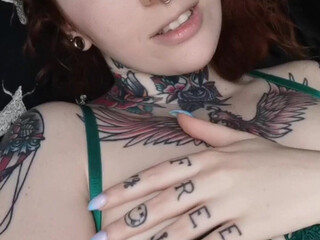 Dark Onyxx (darkonyxxx) onlyfans Wonderful lady fucks her holes