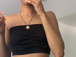 Edwina Isaacs (edwinacarlaisaac) onlyfans Sweet lady caresses rubber penis