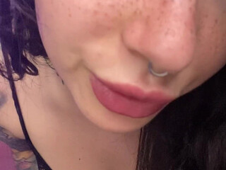 AleRoseBunny onlyfans Bitch with big ass and jerking sex toys