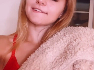 trippie bri, trippie a little fun in the solo video