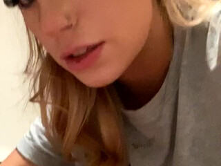 ryliepink, aleciaamaay, aleciaaaaaa onlyfans Naughty ladies and masturbating pussy