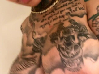 kaay6razy onlyfans Crazy chick caresses shaved cunt