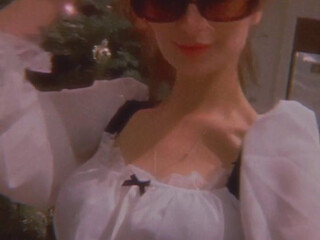 amiiinuu onlyfans Busty slut caresses shaved cunt