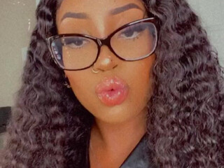 Tyrannicalbanxxx onlyfans juicy pussy