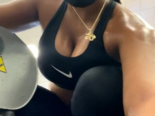 alieyarose onlyfans Gentle babe naughty with toys