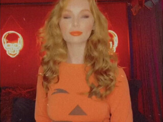 Lacy Lennon onlyfans girl's insatiable pussy