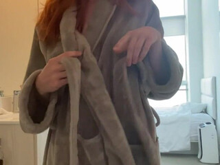 Lacy Lennon onlyfans redhead beauty