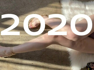 Lacy Lennon onlyfans Naughty girl plays with vibro massager