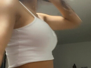 Dahyn1x aka dahyn11 onlyfans Slim confused gently squeezes vagina