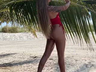 verasmirnovavip onlyfans Shameless bitch brings herself to orgasm